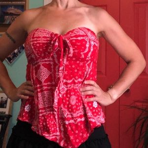 No boundaries strapless bandana top